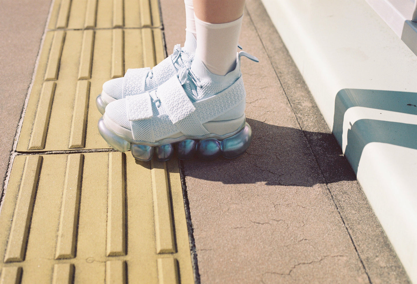 "Jewelry" High Shoes BeltCross / Aurora Light Blue