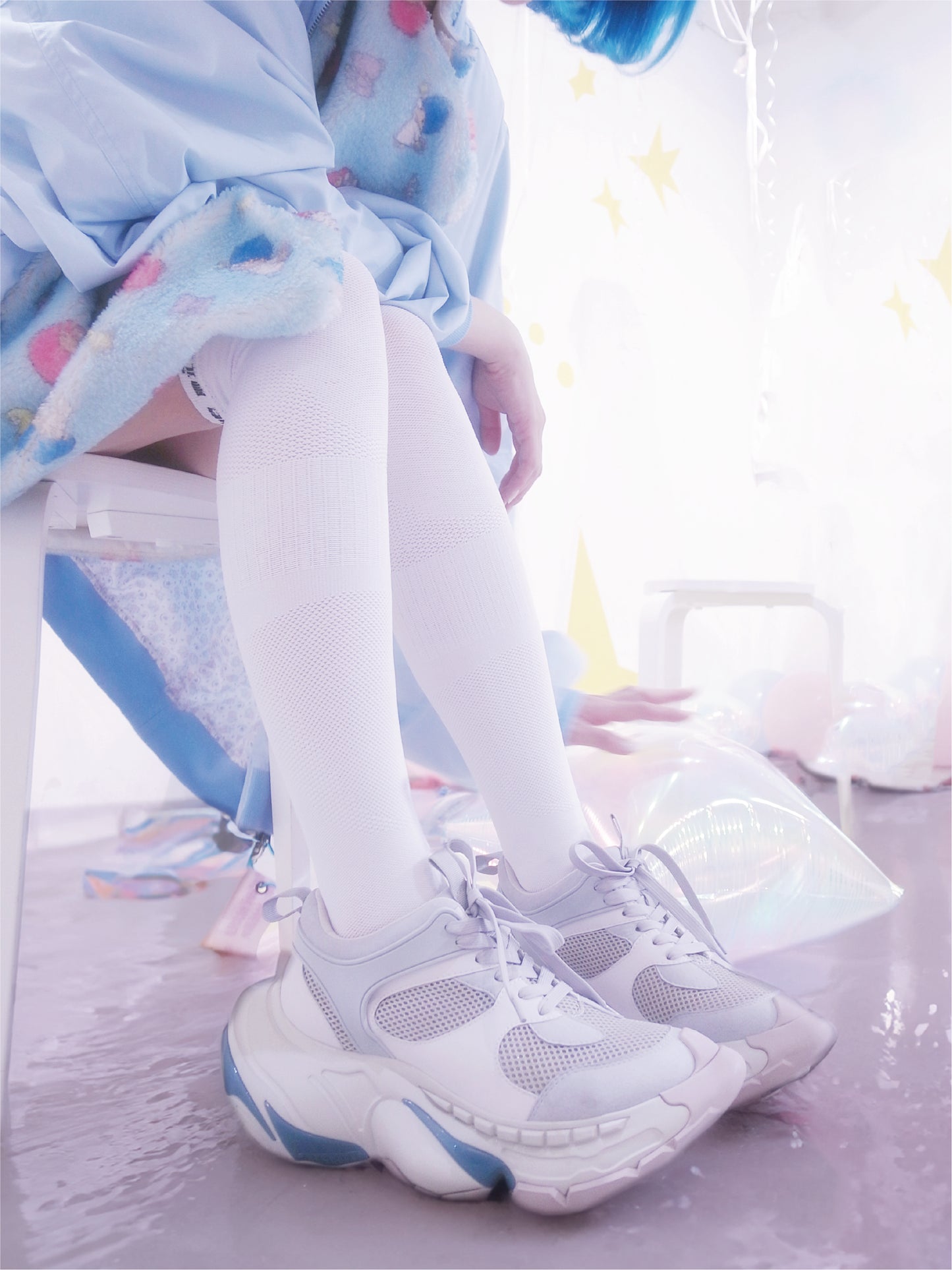 《珠宝》柜/黑