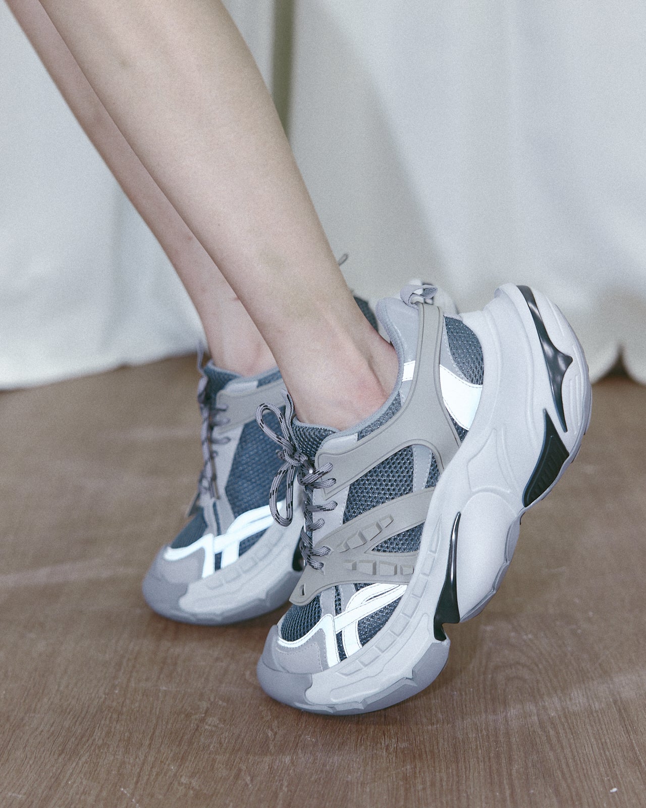 Multiverse Ⅱ / Gray