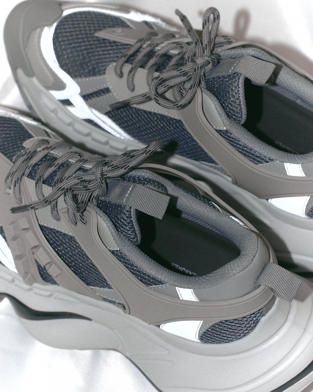 Multiverse Ⅱ / Gray