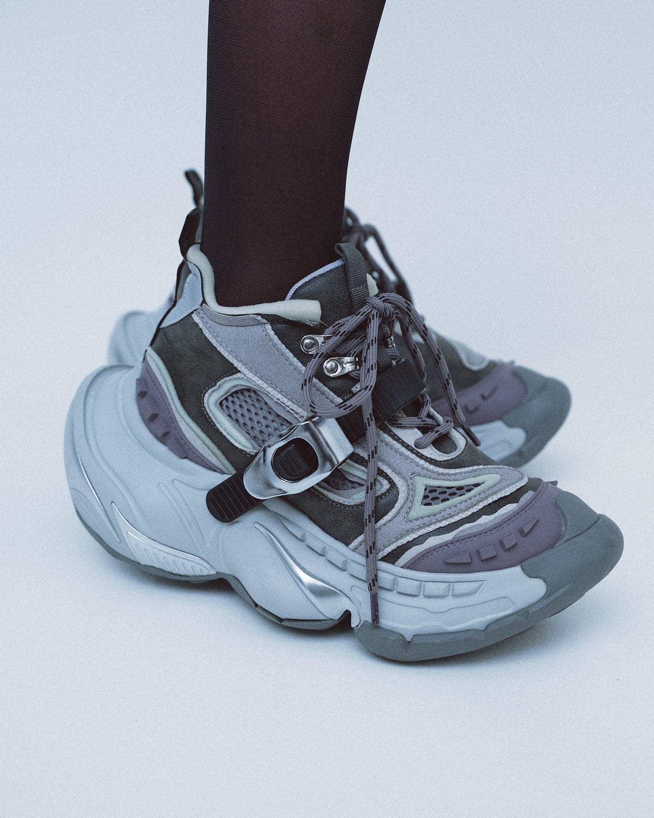 Multiverse Ⅲ / Gray