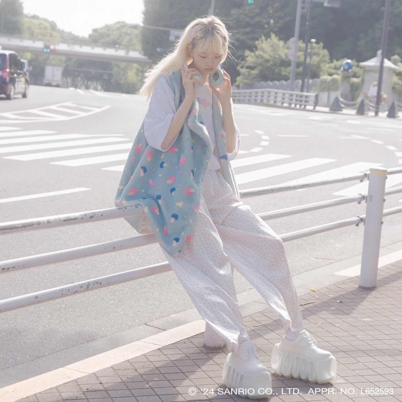 Print Pajamas Pants / White / Little Twin Stars x MIKIOSAKABE