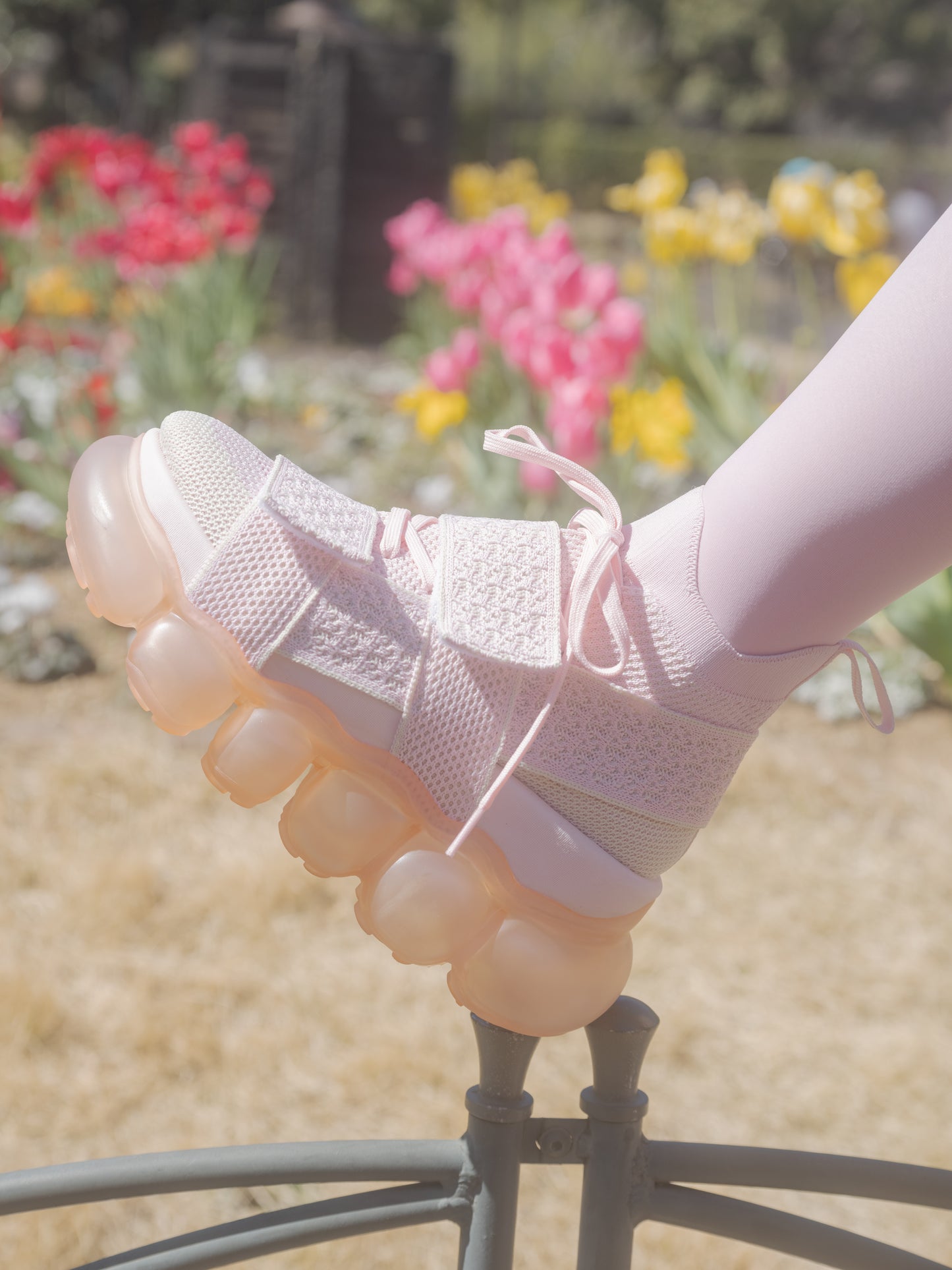 “珠宝”高跟鞋 Beltcross / 粉色