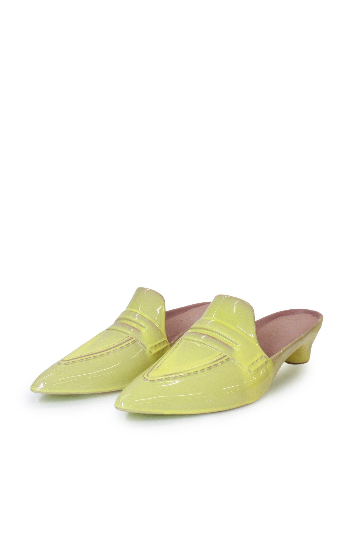 Mrs. Wang / Yellow