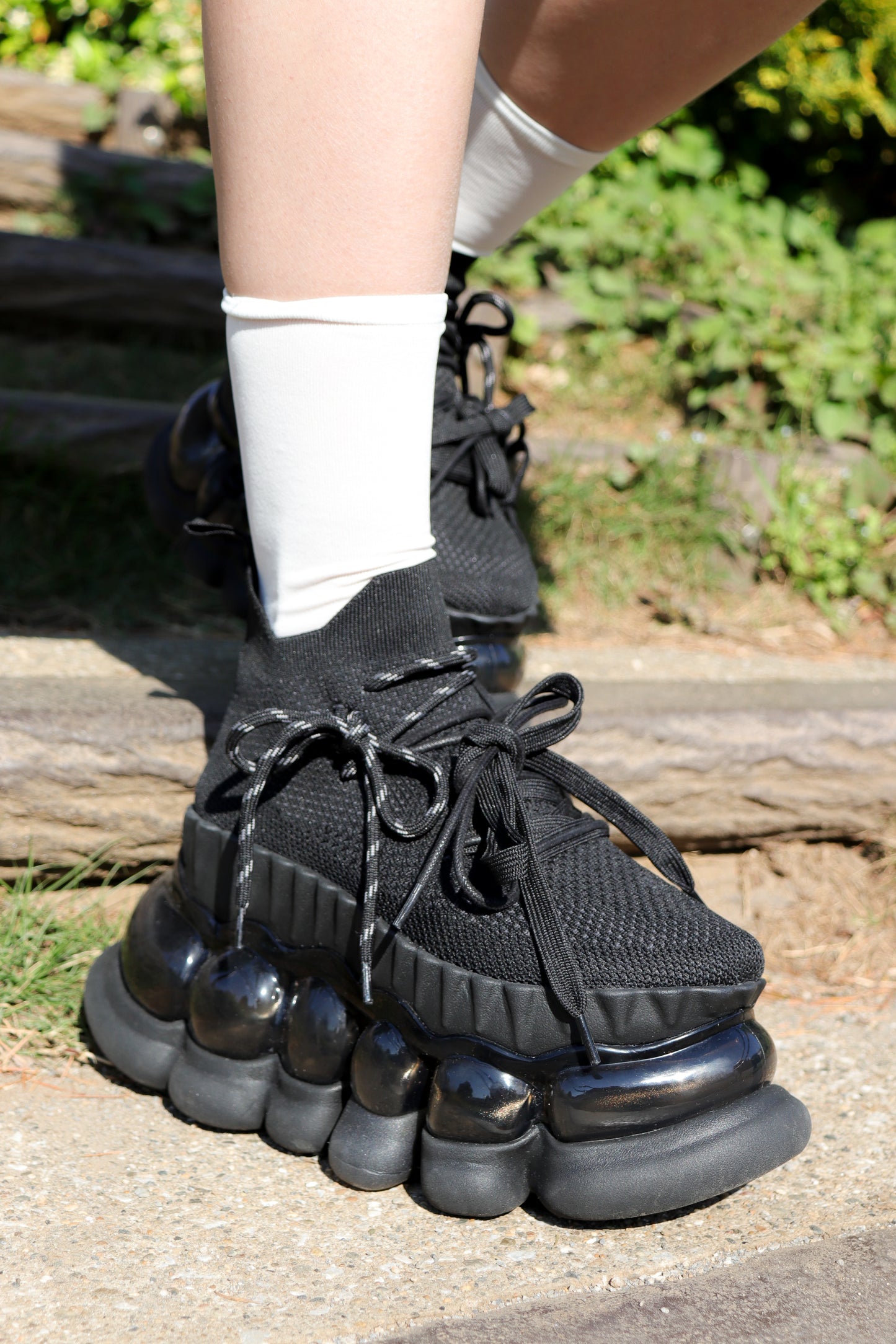 "Jewelry" Ark Tarte Confusing / Black