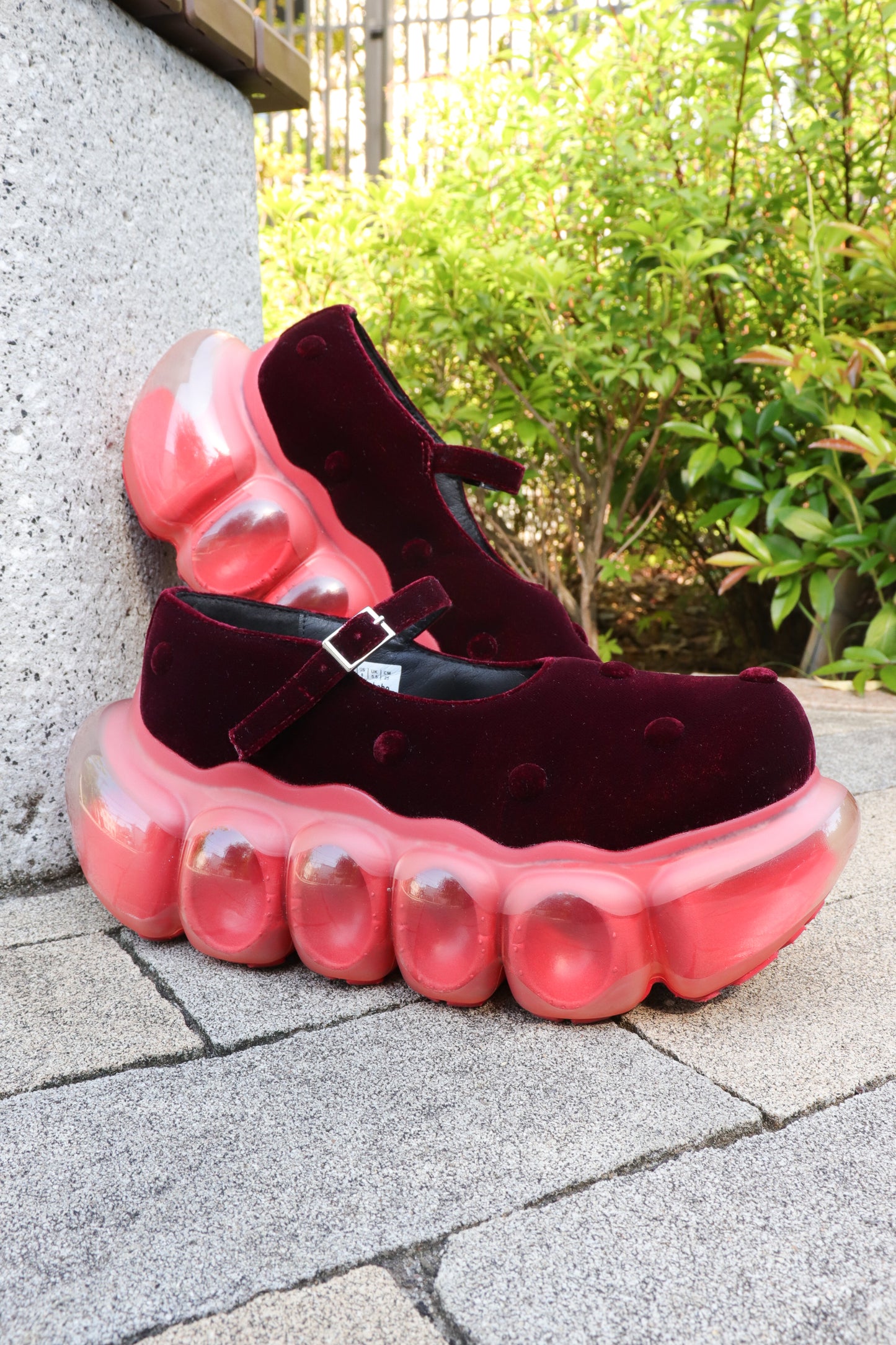 “珠宝”泡泡枕 / 红色