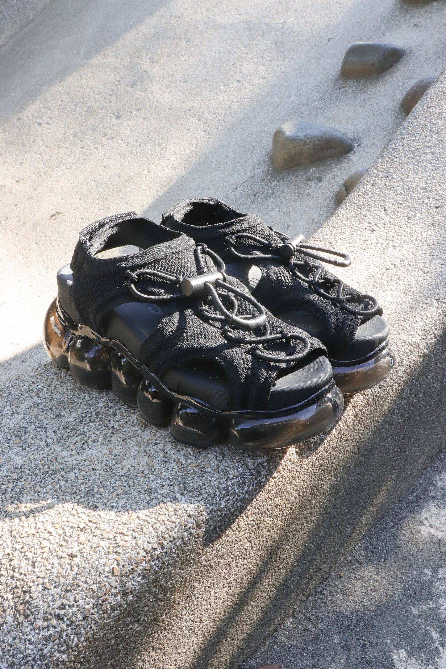"Jewelry" Sandal / Black