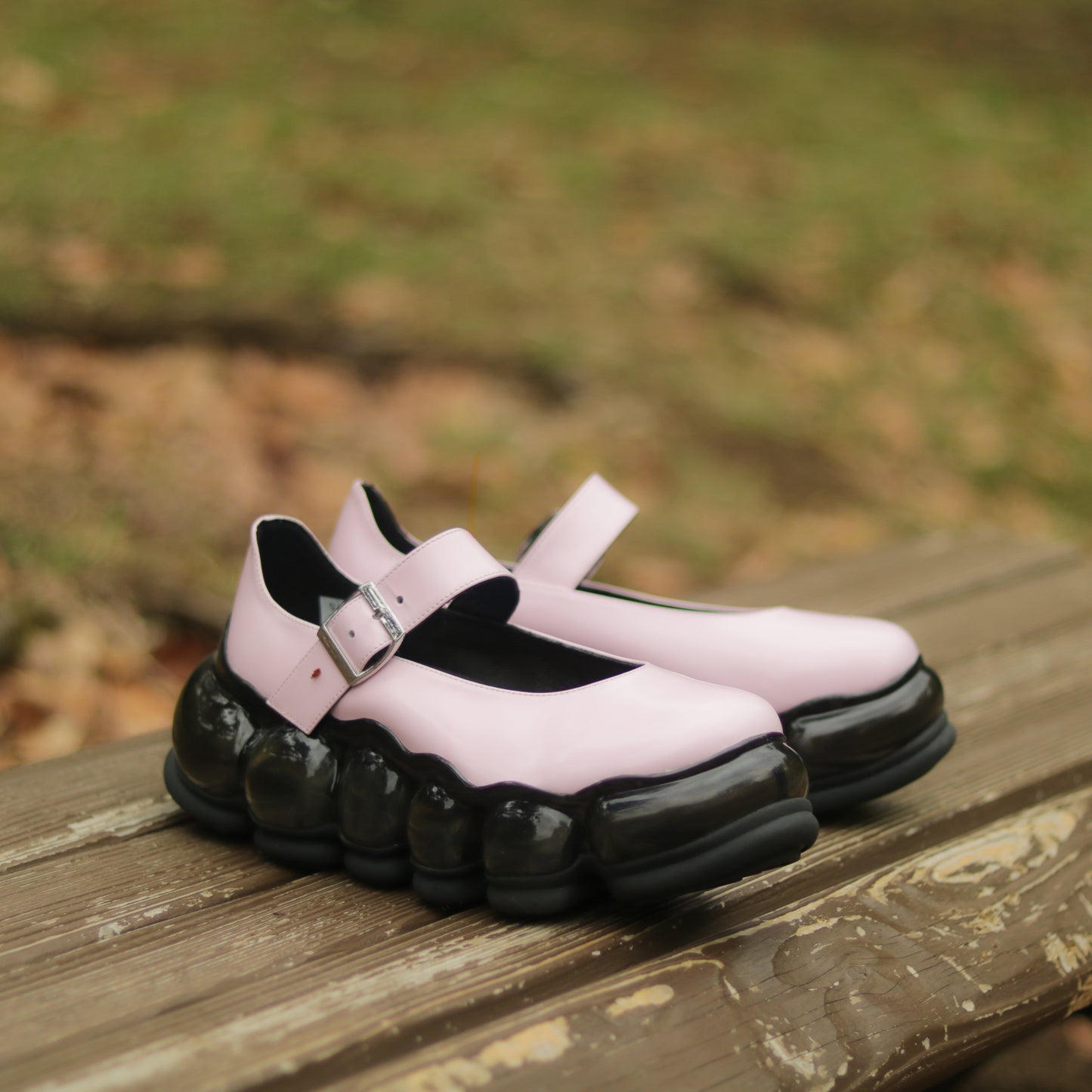 新款“珠宝”玛丽珍/粉黑