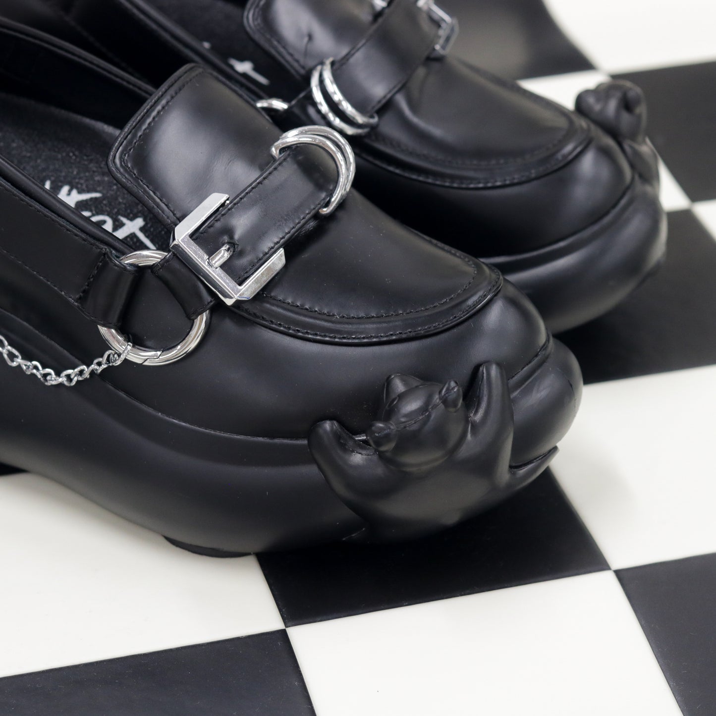 Bad Bear Moon / Black