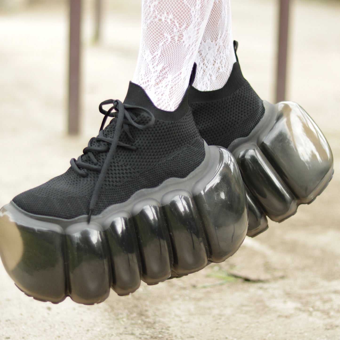 High Bubble / Black