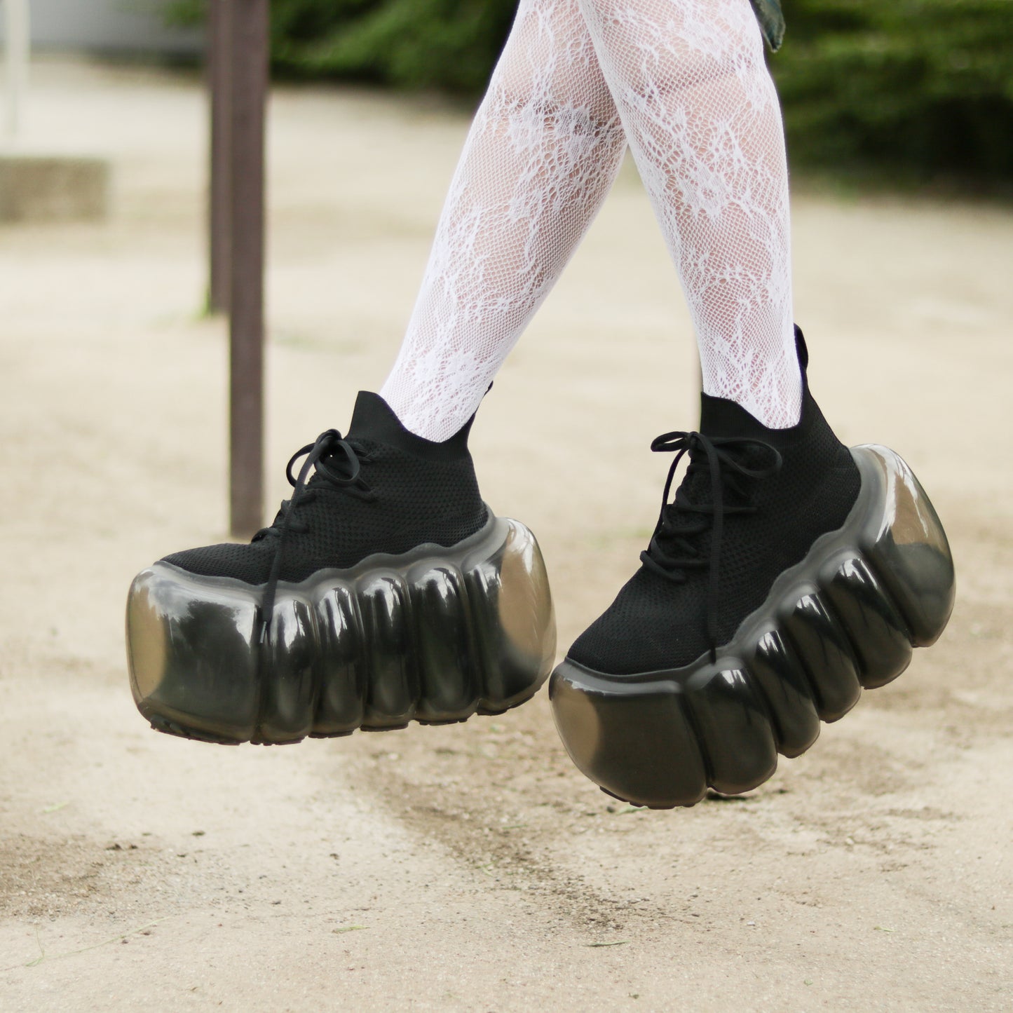 High Bubble / Black