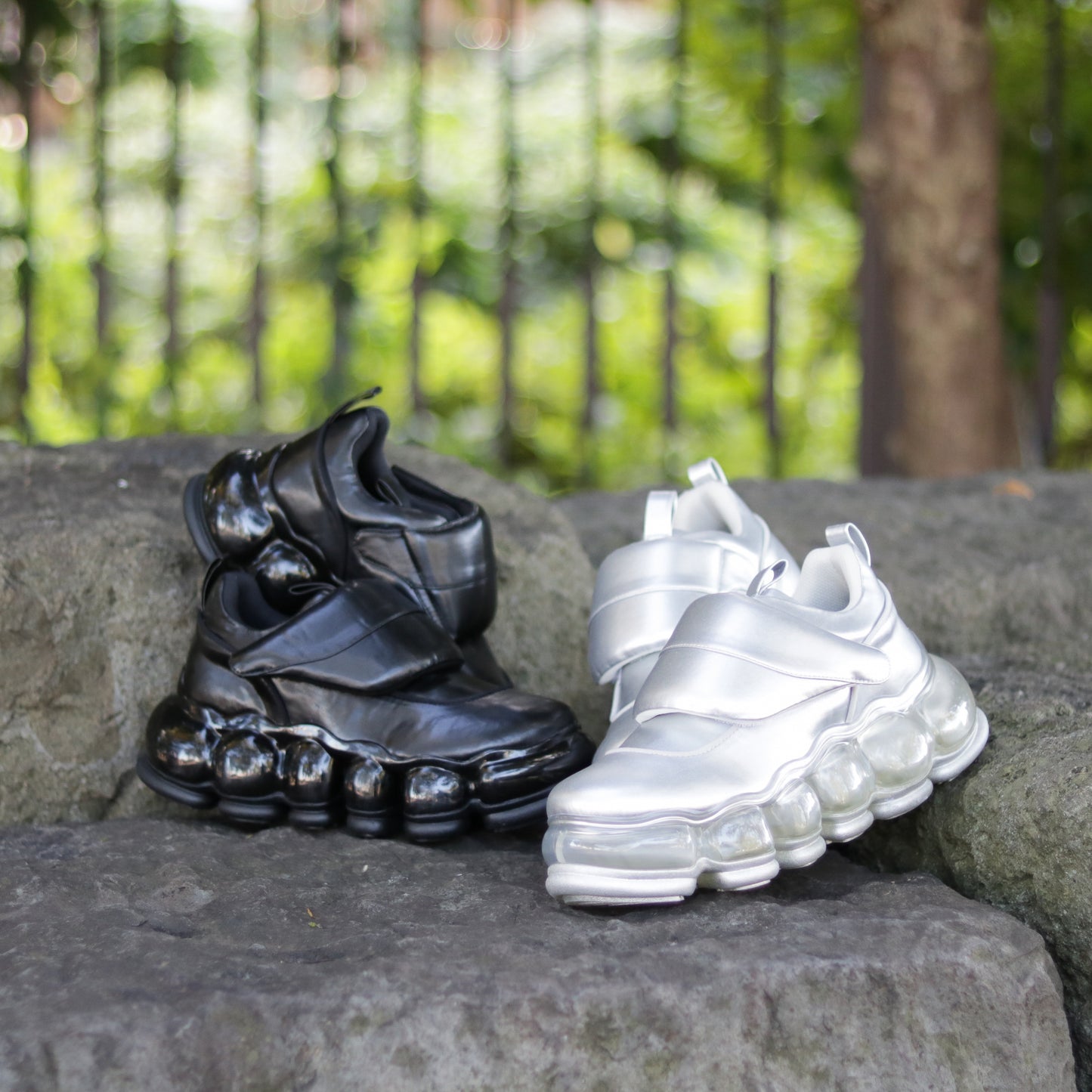 New "Jewelry" Puff Low / Black