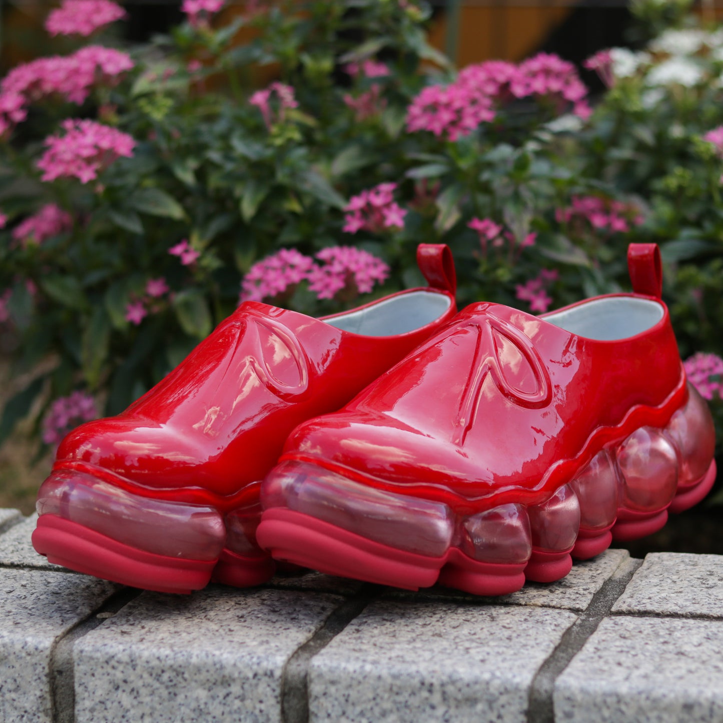 New "Jewelry" Emboss Sabo / Red