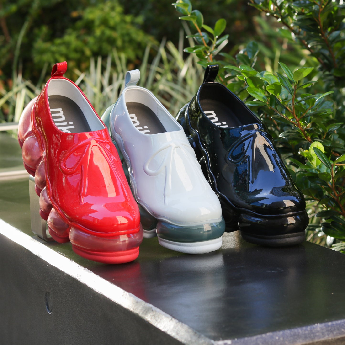 New "Jewelry" Emboss Sabo / Red