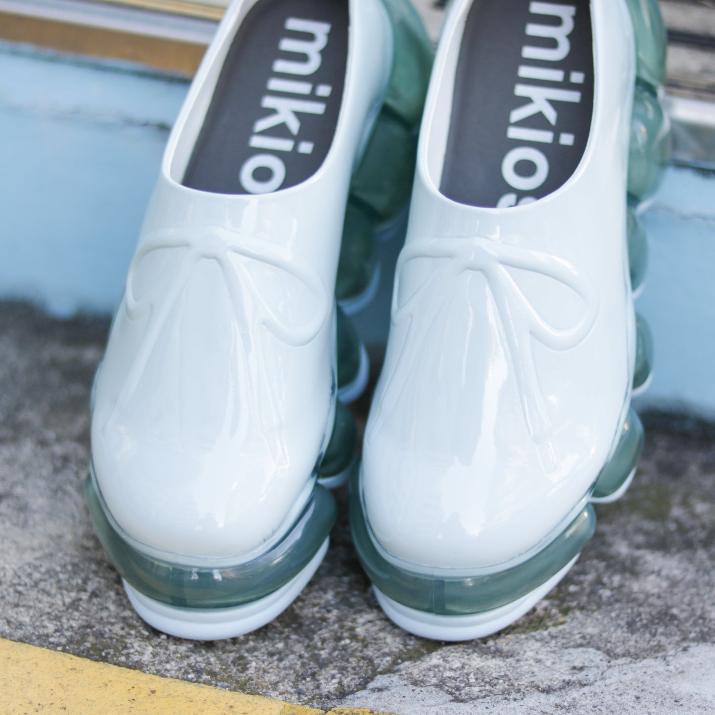 New "Jewelry" Emboss Sabo / Gray