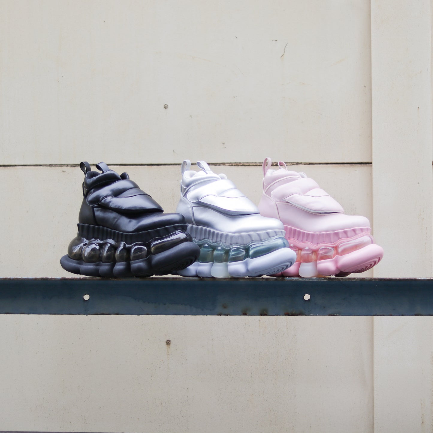 "Jewelry" Ark Puff High / Black