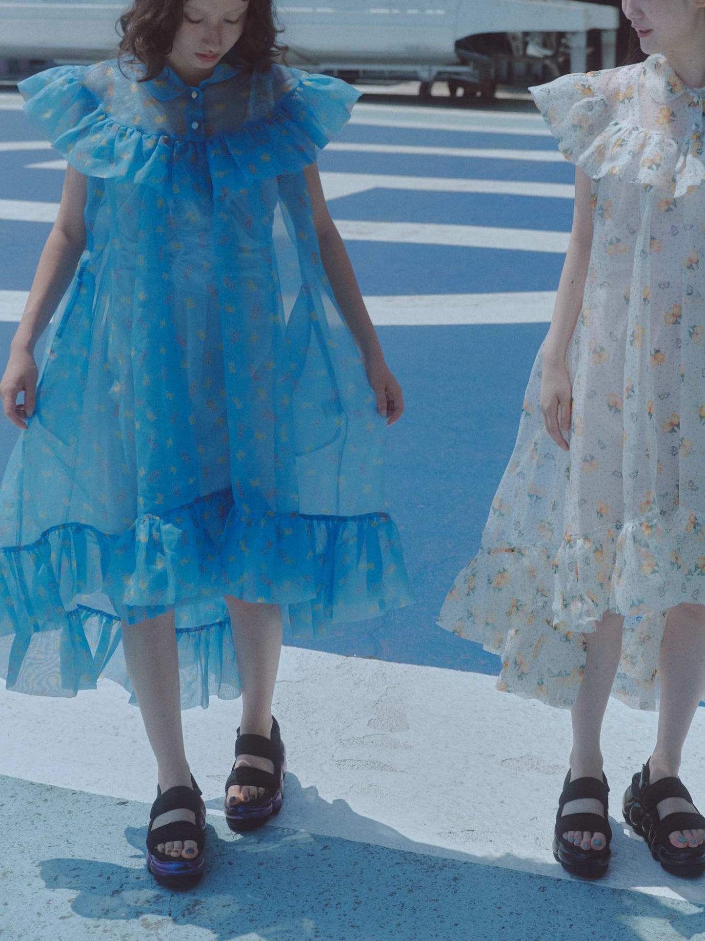 新款“珠宝”凉鞋/黑色