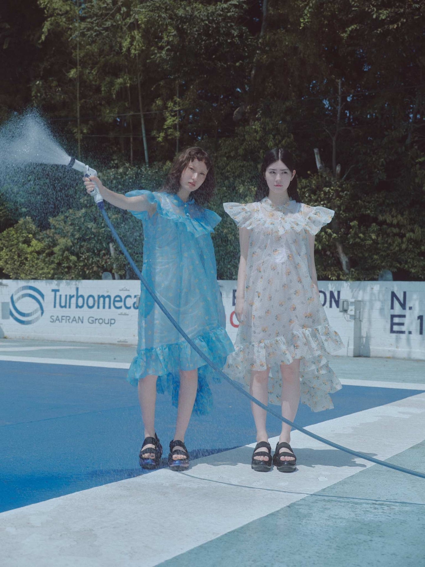 新款“珠宝”凉鞋/黑色