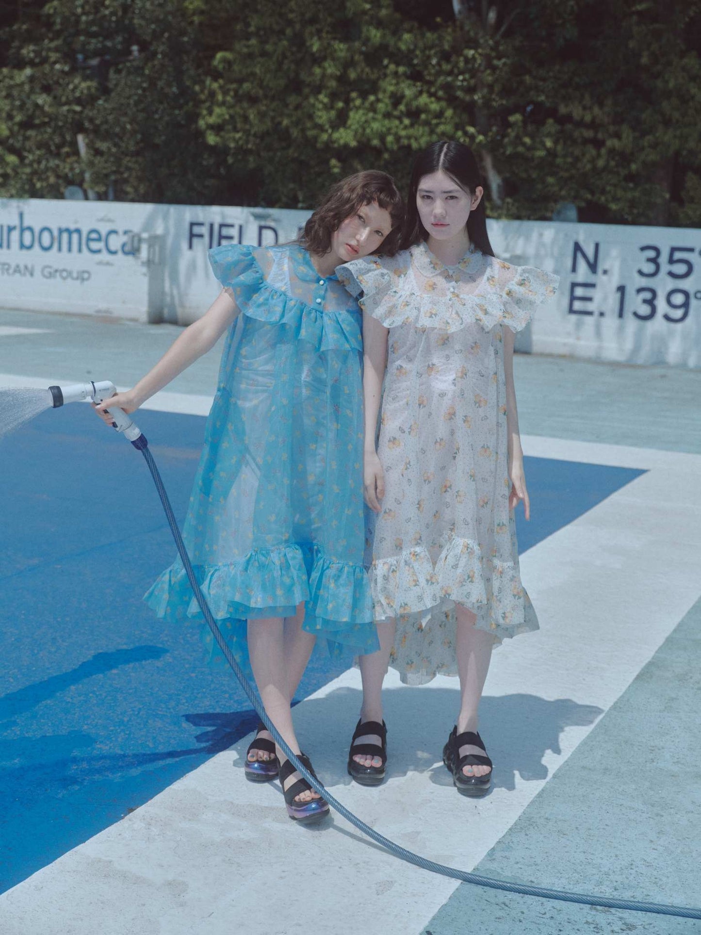 新款“珠宝”凉鞋/黑色