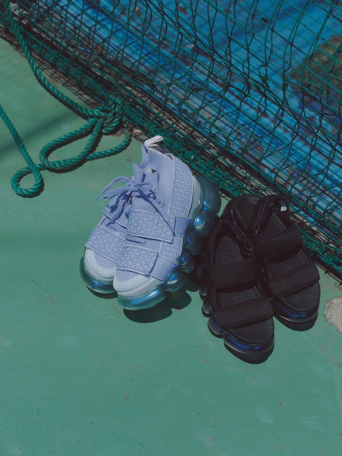 新款“珠宝”凉鞋/黑色