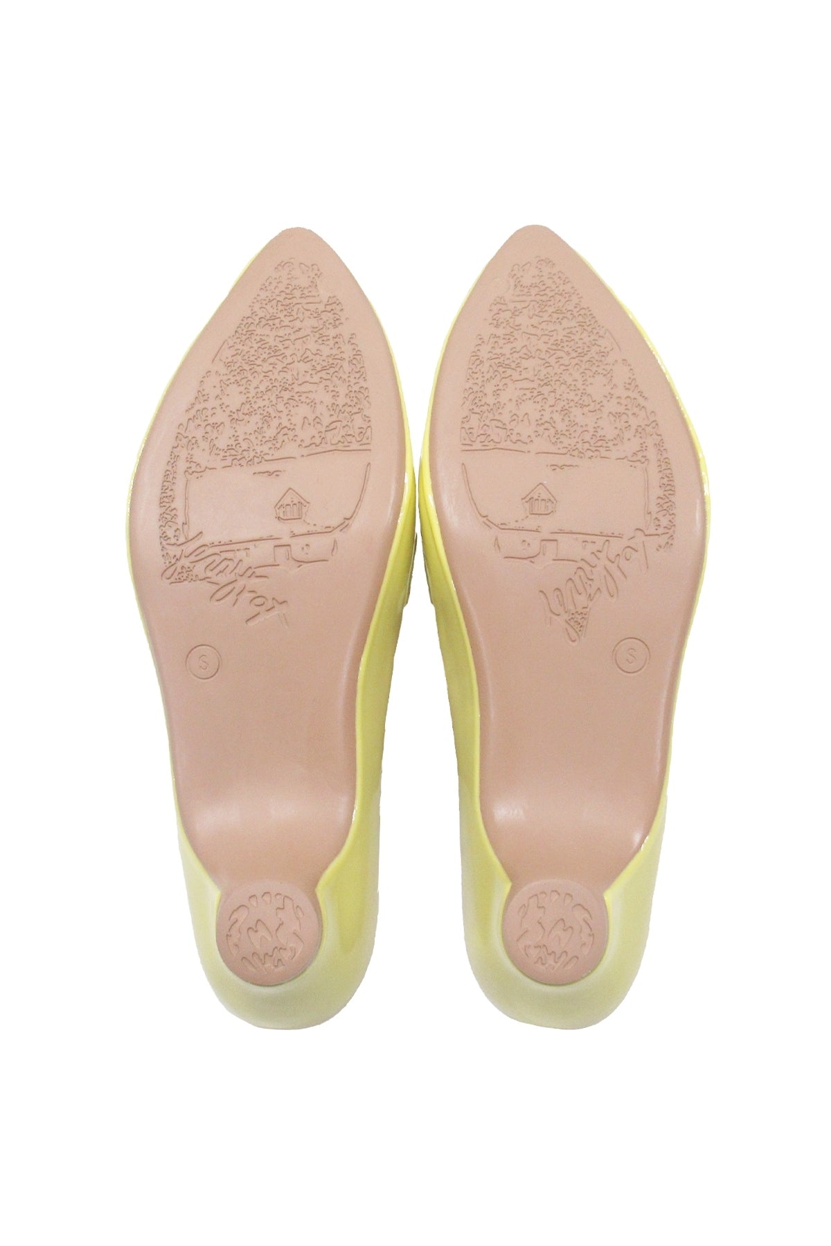 Mrs. Wang / Yellow