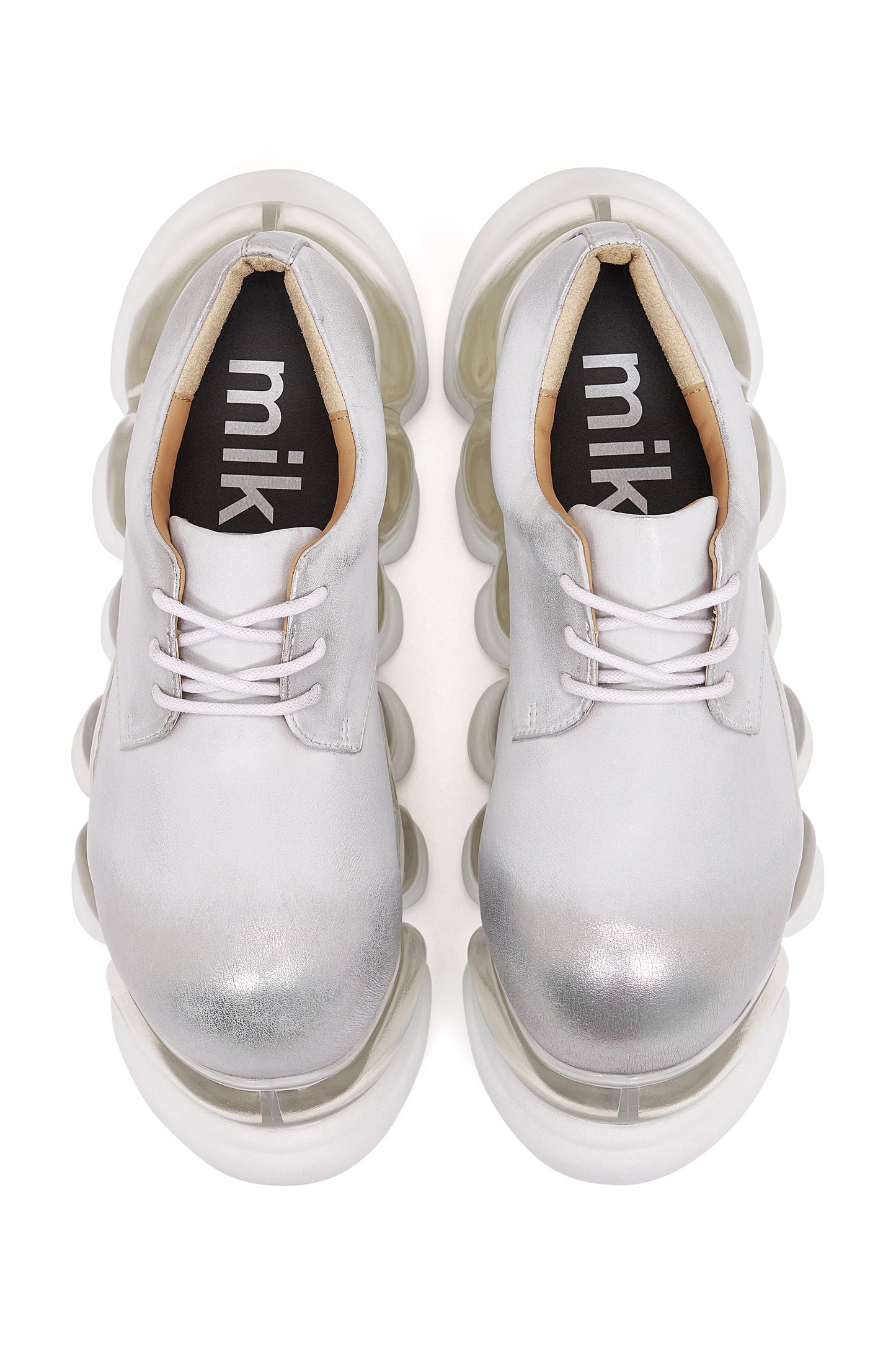 "Jewelry" Ark Whale / White
