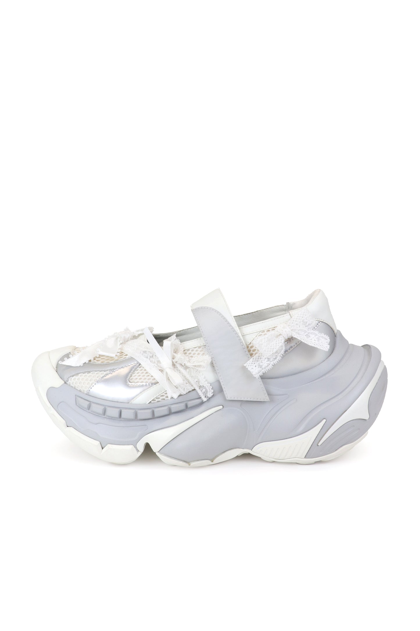 Multiverse Mesh Mary Jane Ribbon / White