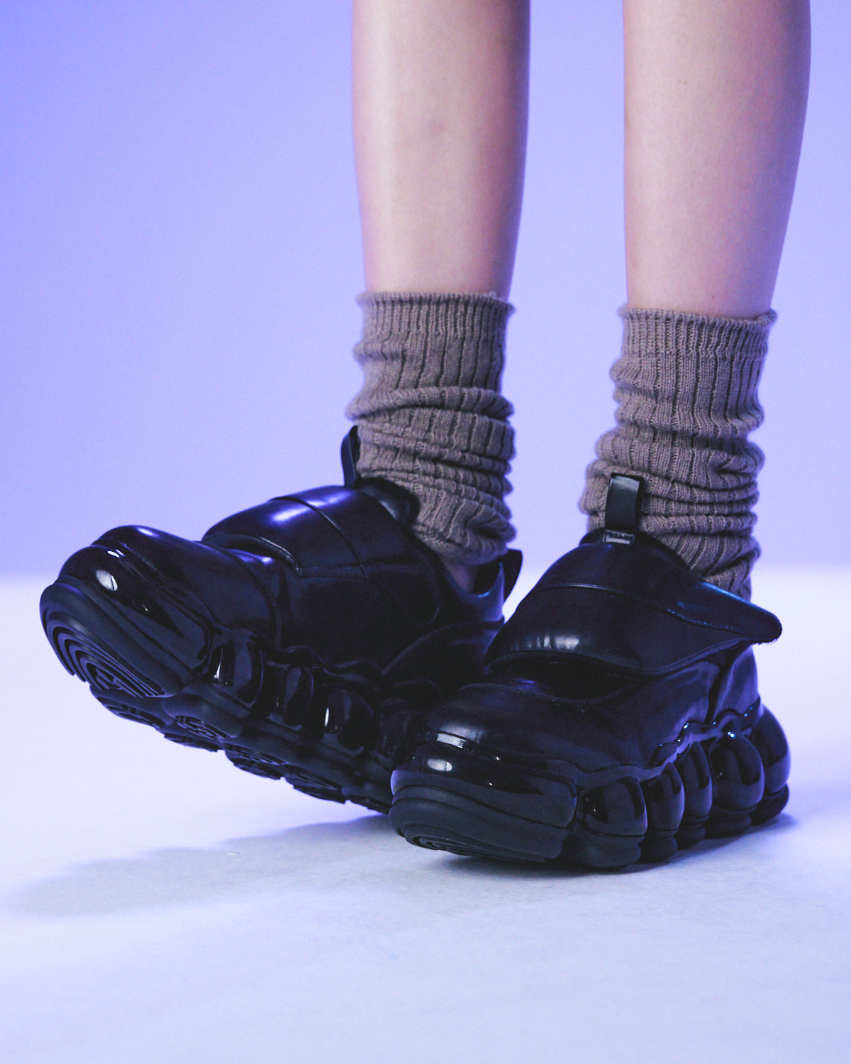 New "Jewelry" Puff Low / Black