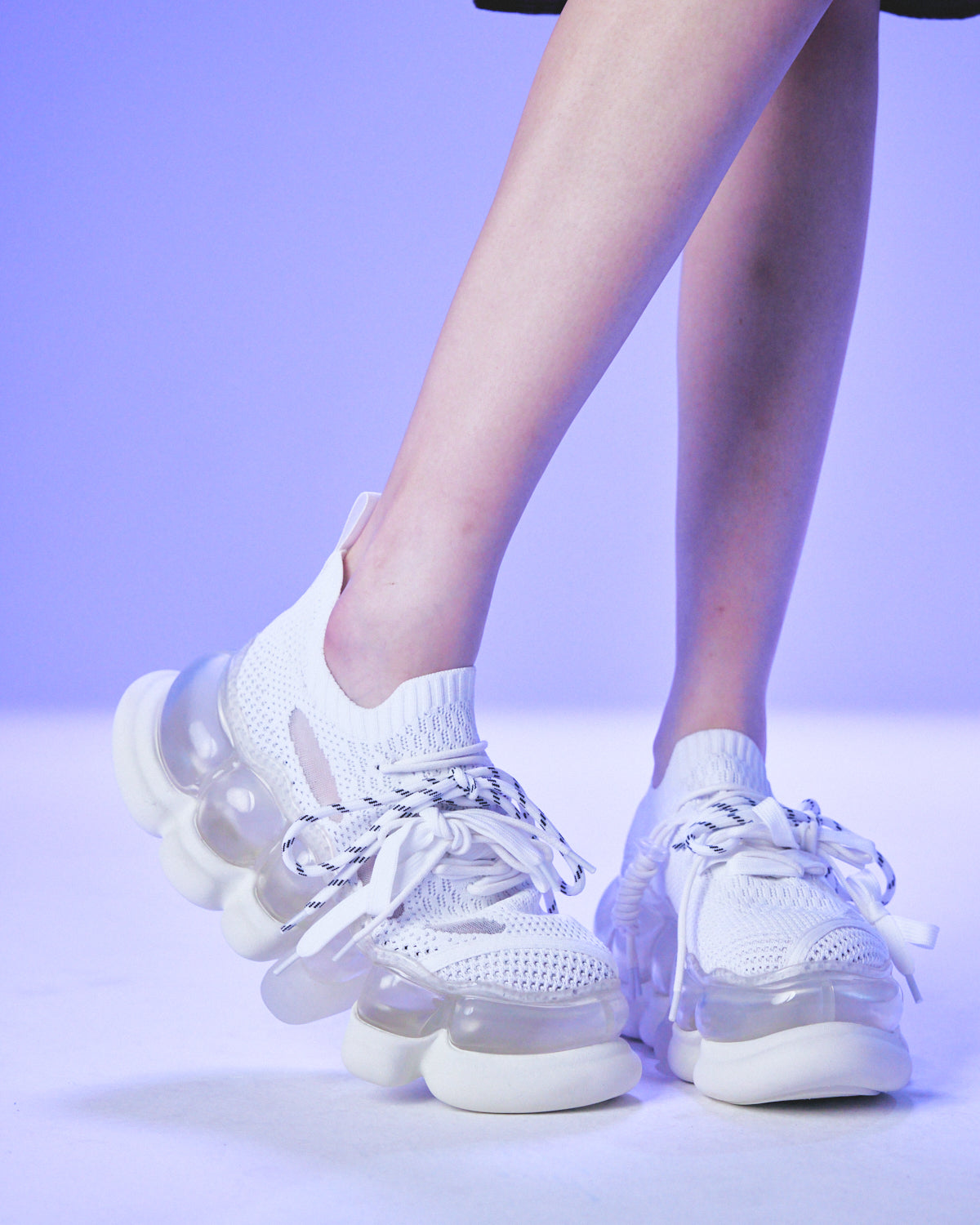 "Jewelry" Ark Confusing / White