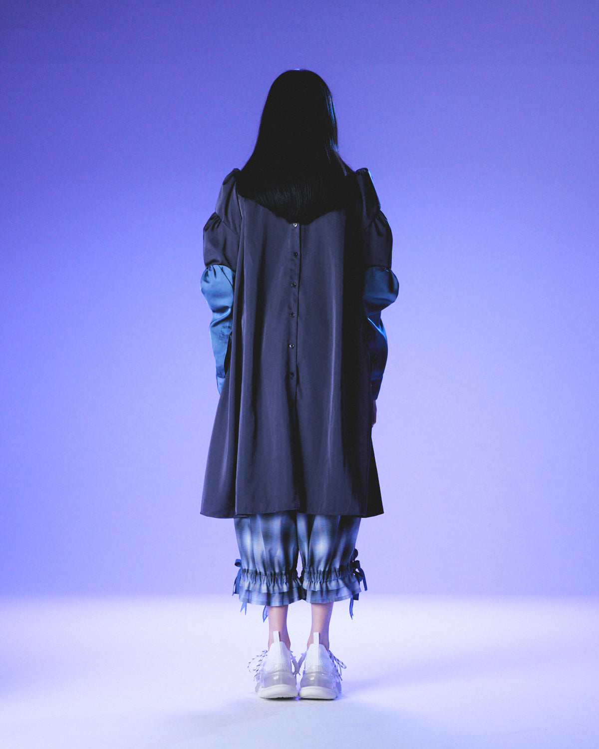 "Jewelry" Ark Confusing / White