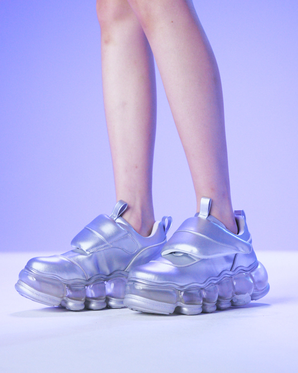 New "Jewelry" Puff Low / Silver