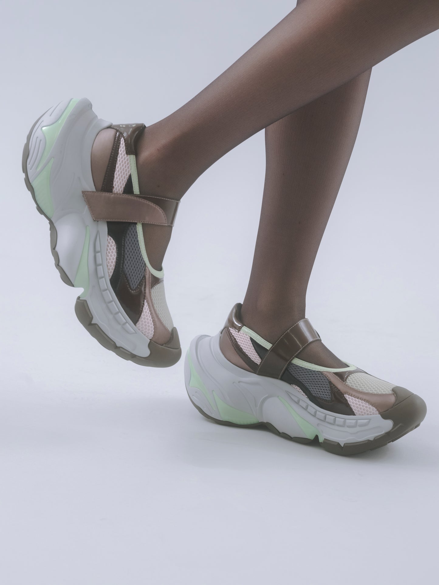 Multiverse Mesh Mary Jane / Pastel