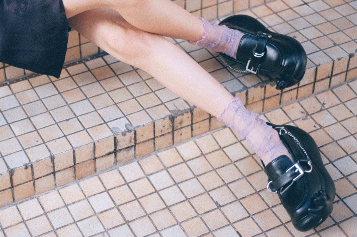 Bad Bear Moon / Black