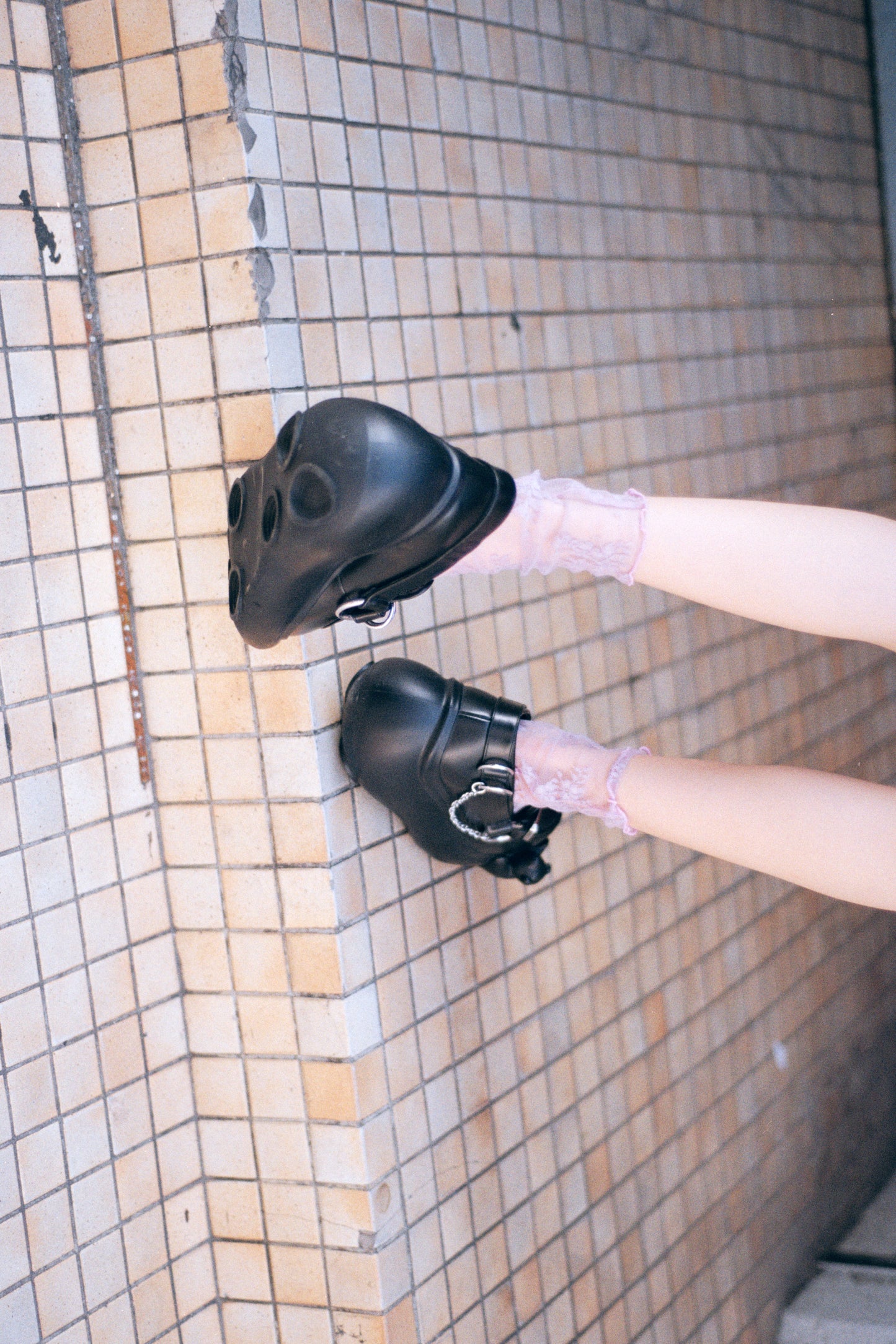 Bad Bear Moon / Black