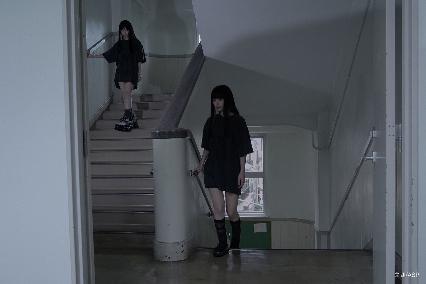 Tomie 『Yashiki』 Washed Print T-Shirt / Black