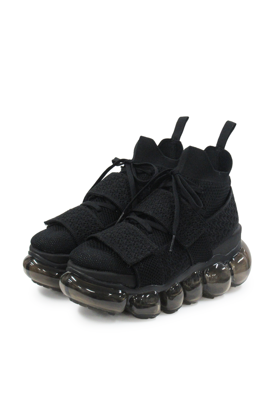 “珠宝”高跟鞋 Beltcross / 黑色