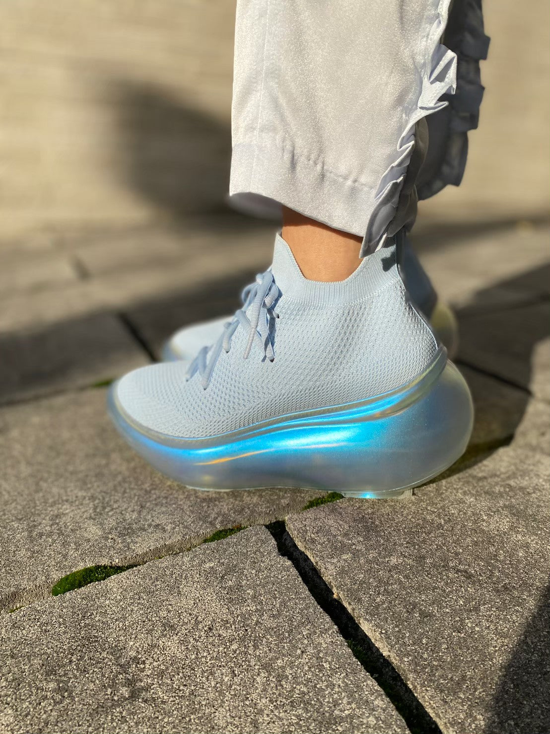 Moon Shoes / Aurora Light Blue