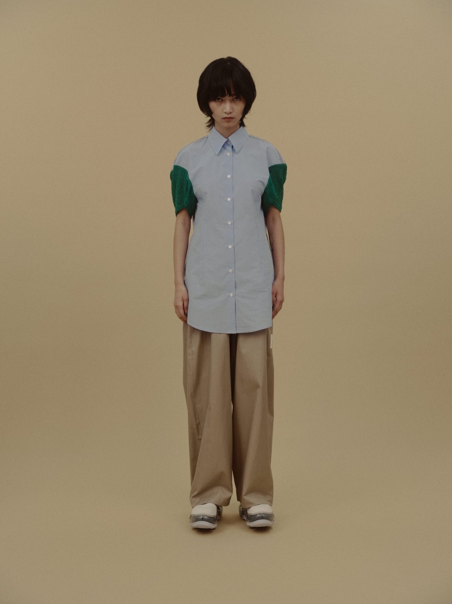 新款“珠宝”鞋/冰白