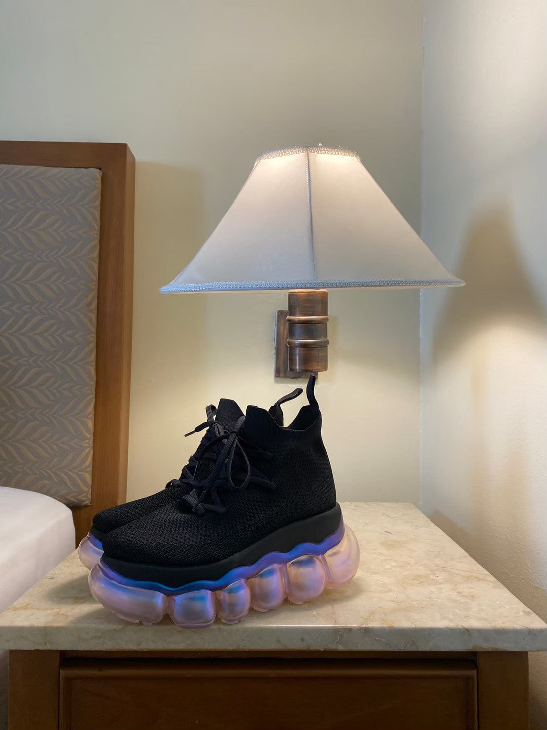 「珠宝」高跟鞋 / AuroraPink 黑色