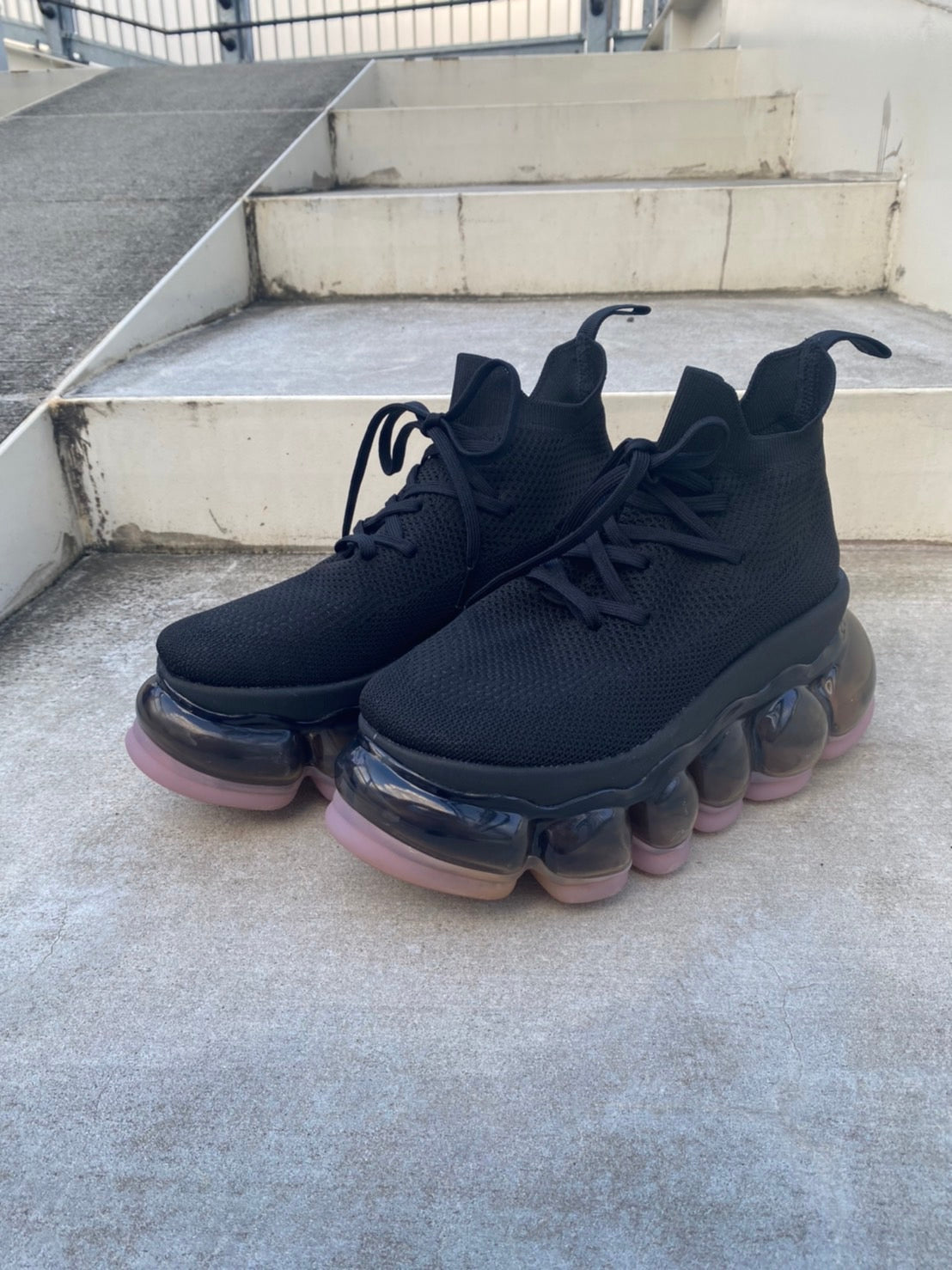 新款“珠宝”高跟鞋/粉黑