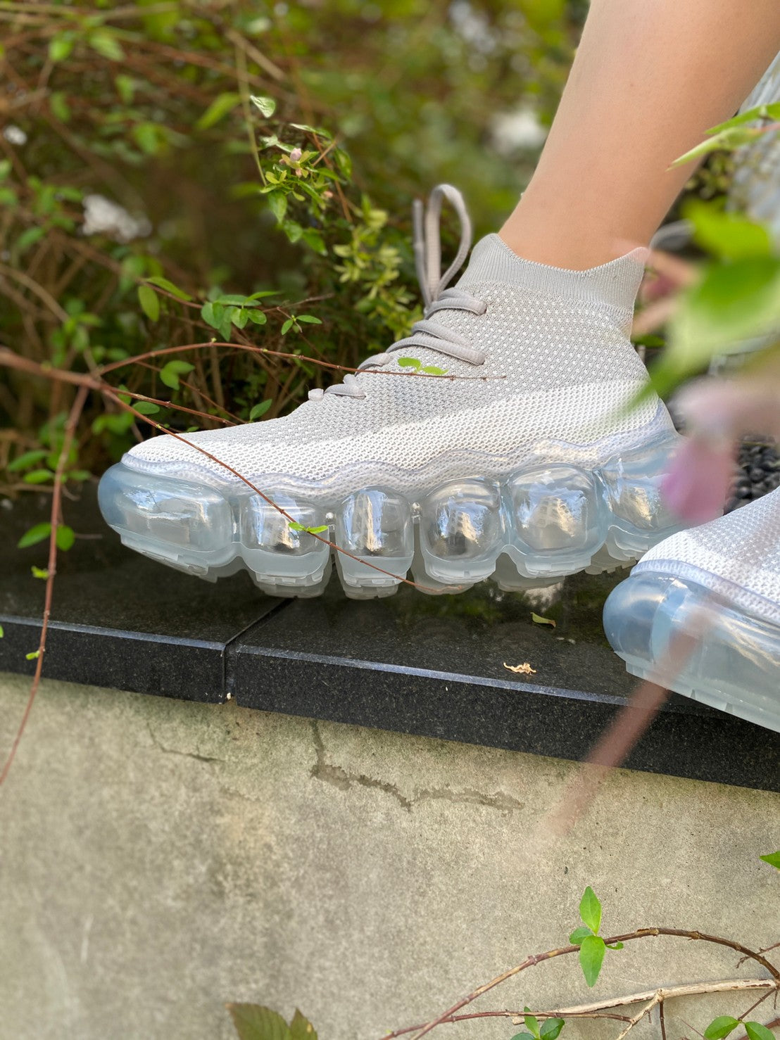 "Jewelry" Basic Shoes / Ice gray