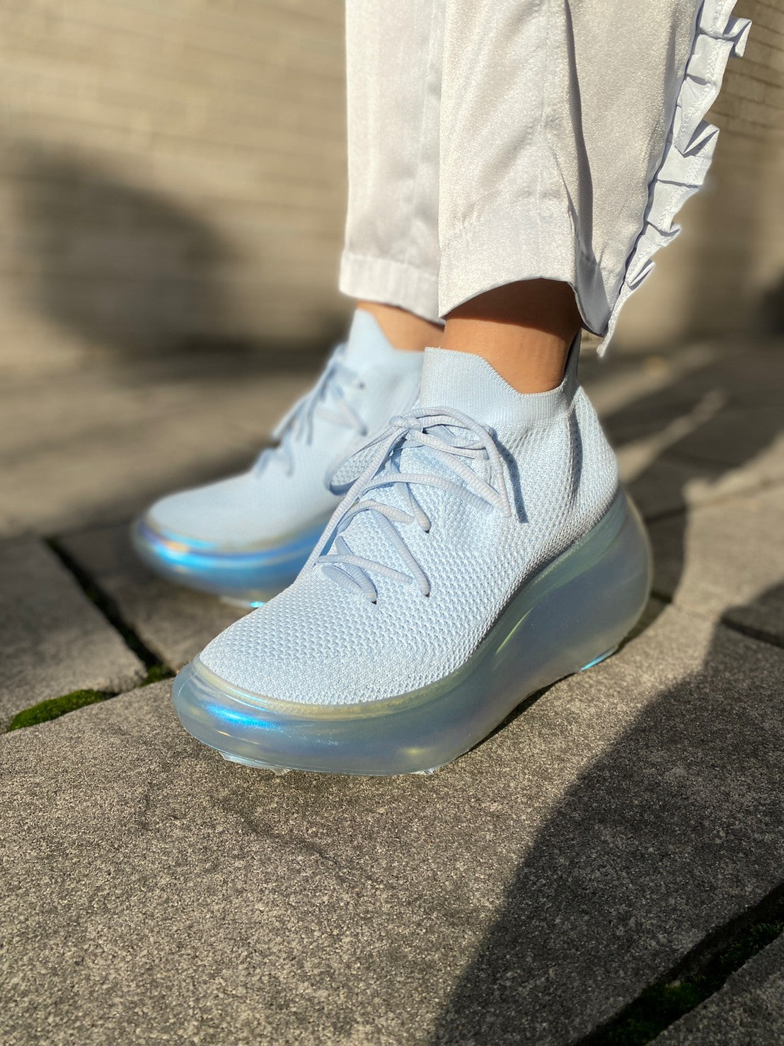 Moon Shoes / Aurora Light Blue