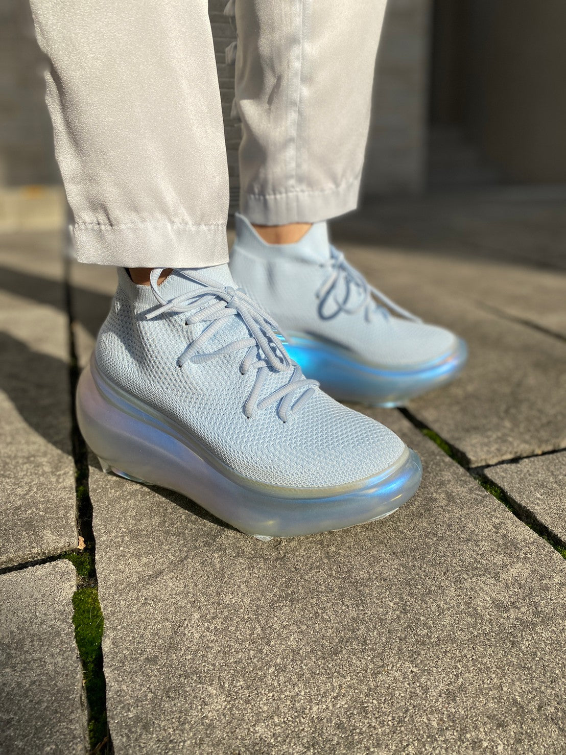 Moon Shoes / Aurora Light Blue