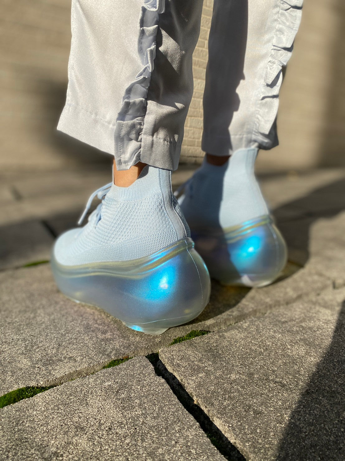 Moon Shoes / Aurora Light Blue
