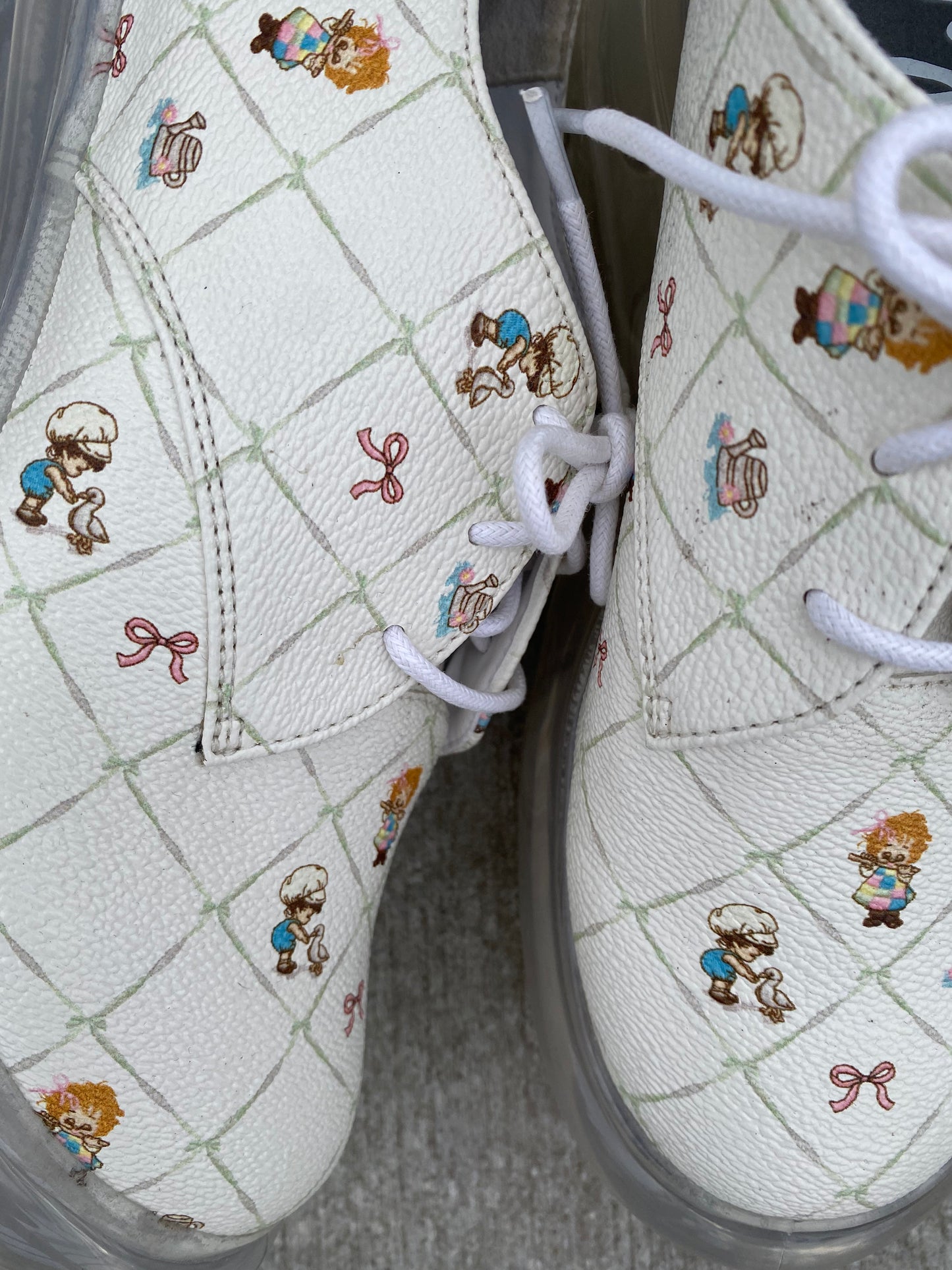 Classic Print Shoes / Country Girl