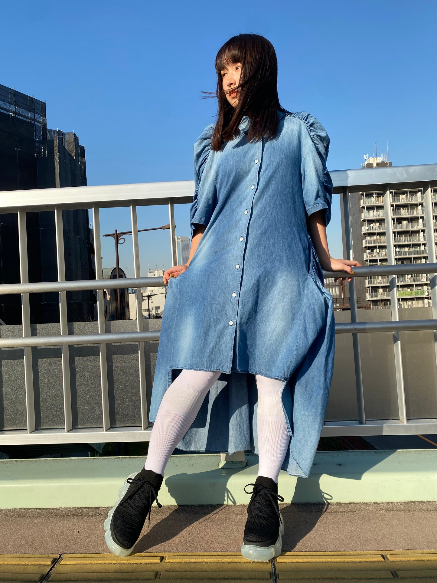 「珠宝」高跟鞋/蓝黑