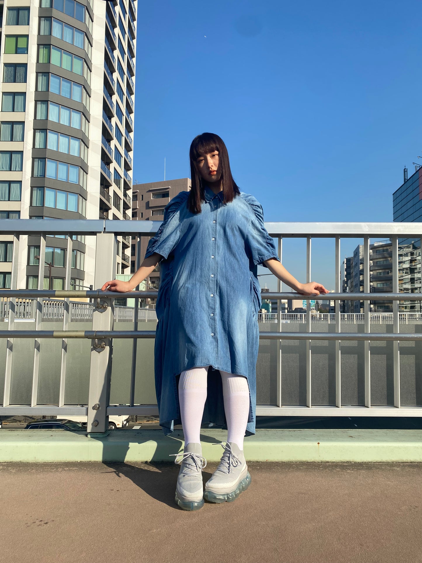 “珠宝”高跟鞋 / IceGray