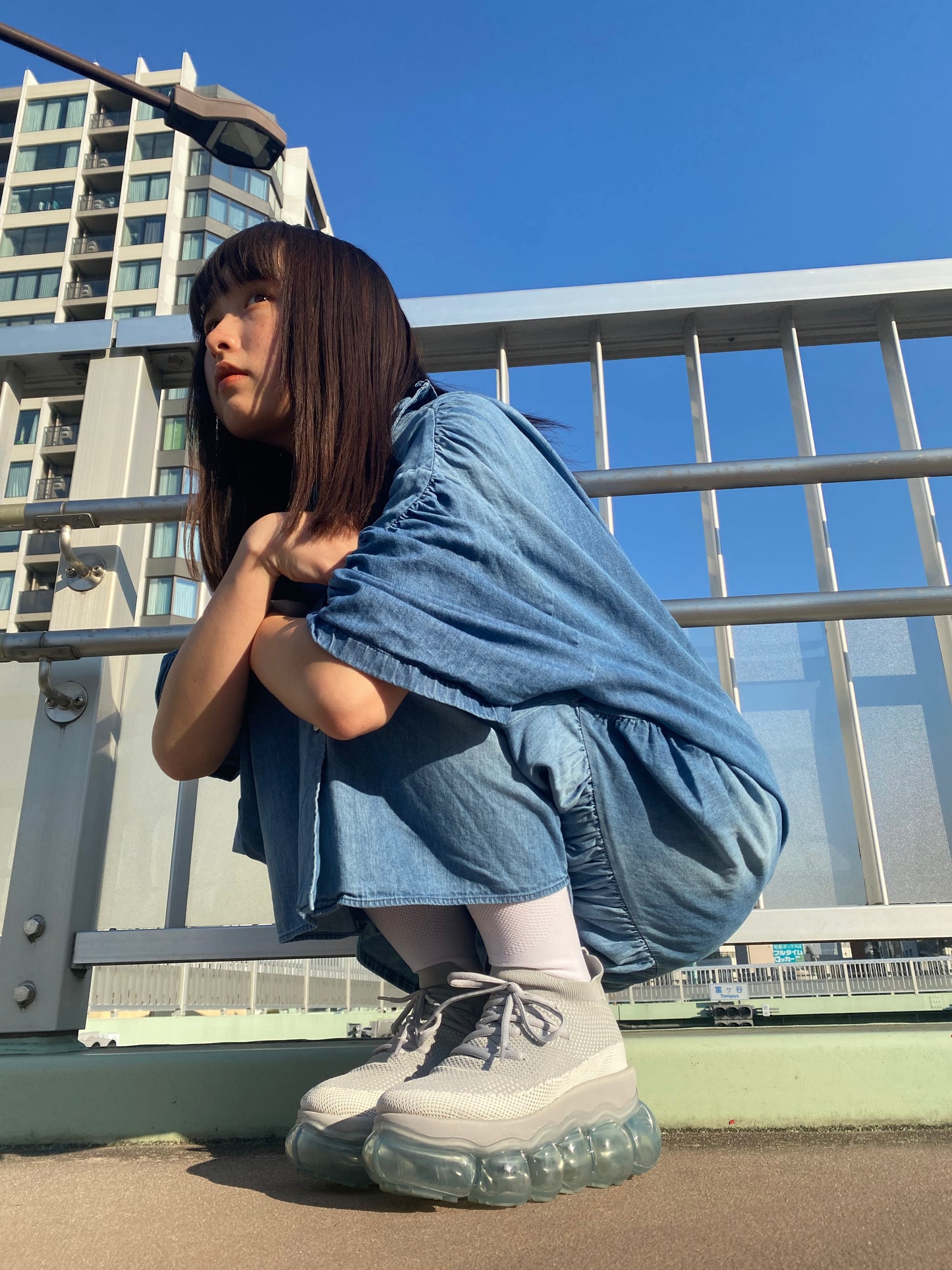 “珠宝”高跟鞋 / IceGray