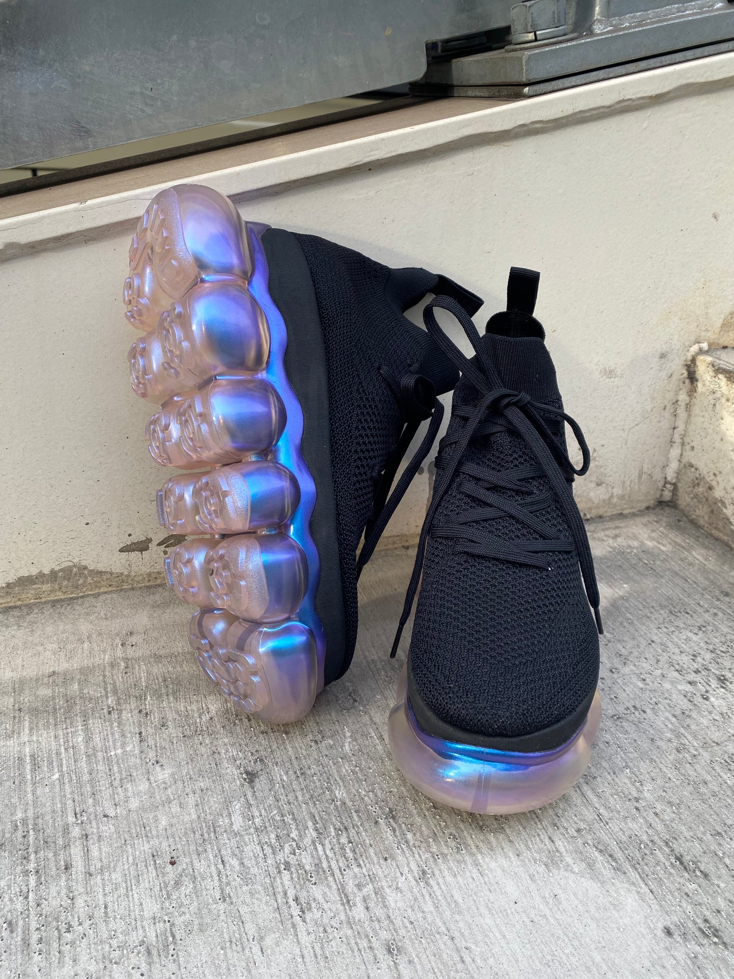 「珠宝」高跟鞋 / AuroraPink 黑色