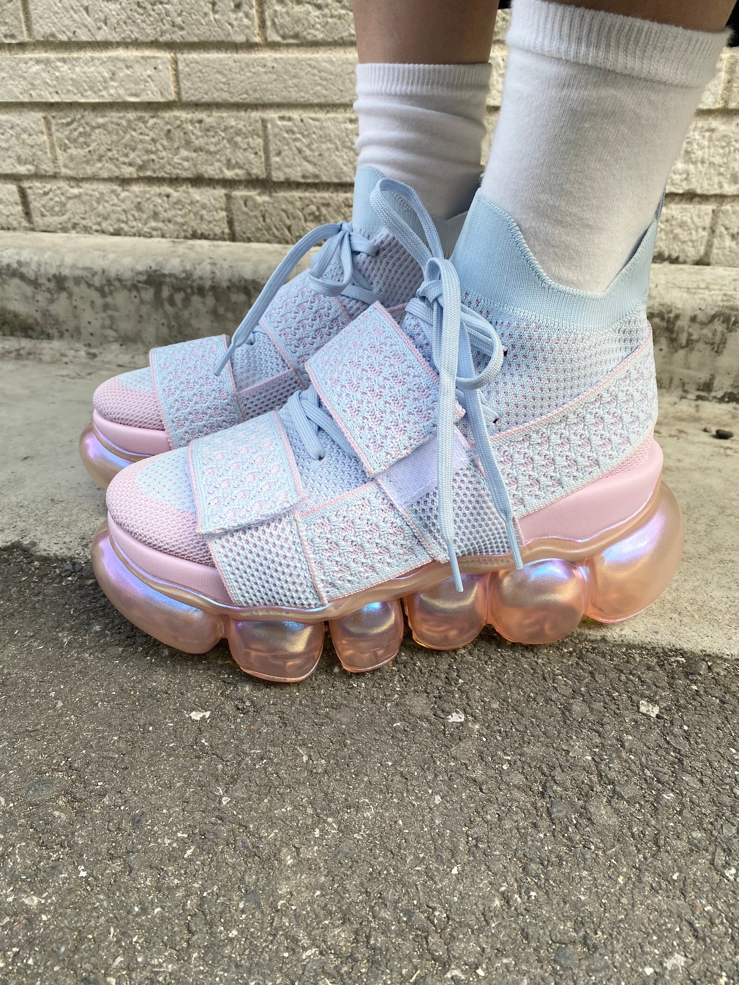 “珠宝”高跟鞋 Beltcross / 极光 浅蓝 粉色